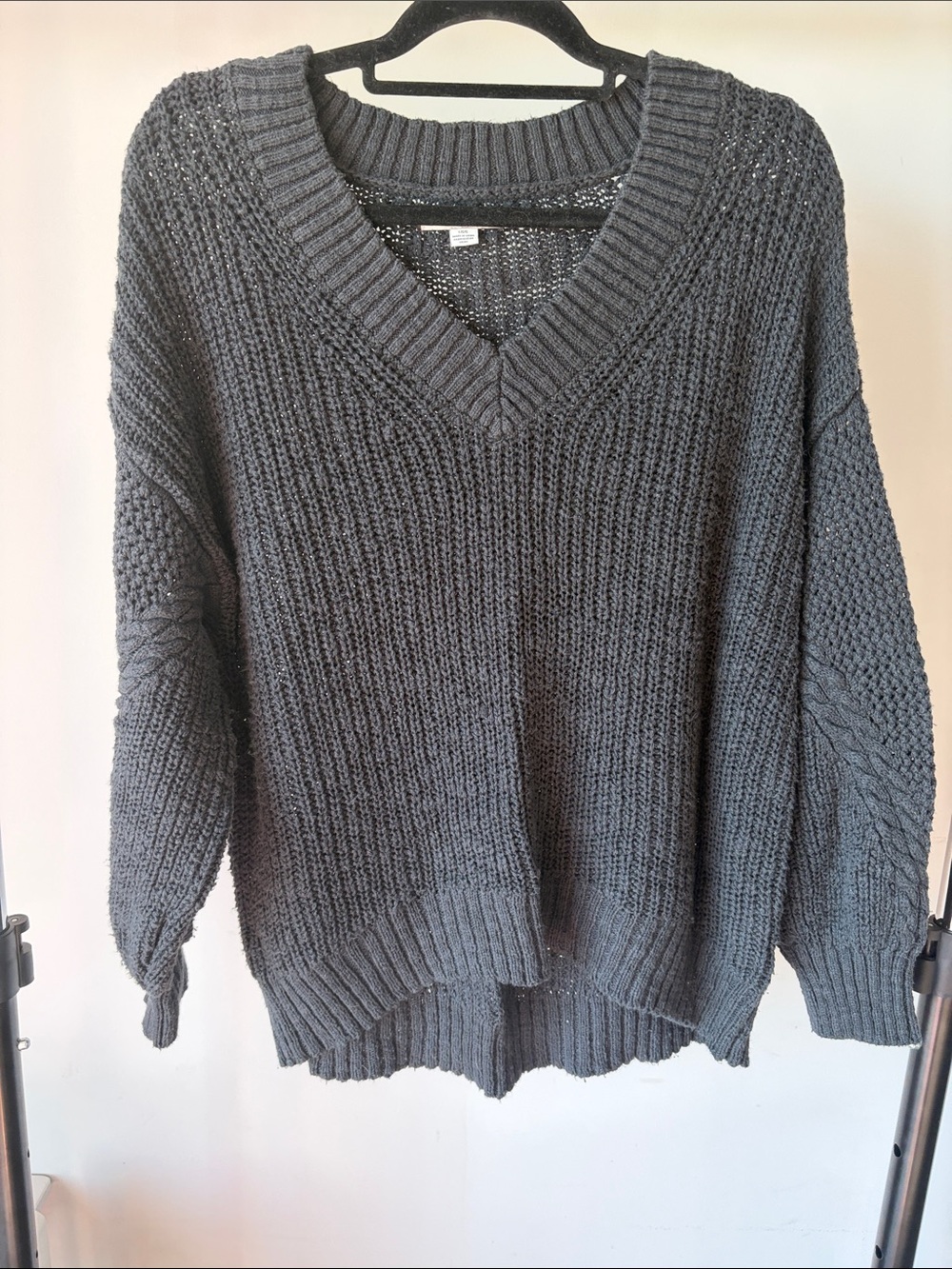 American Eagle Women's Charcoal V-Neck Chunky Knit Sweater